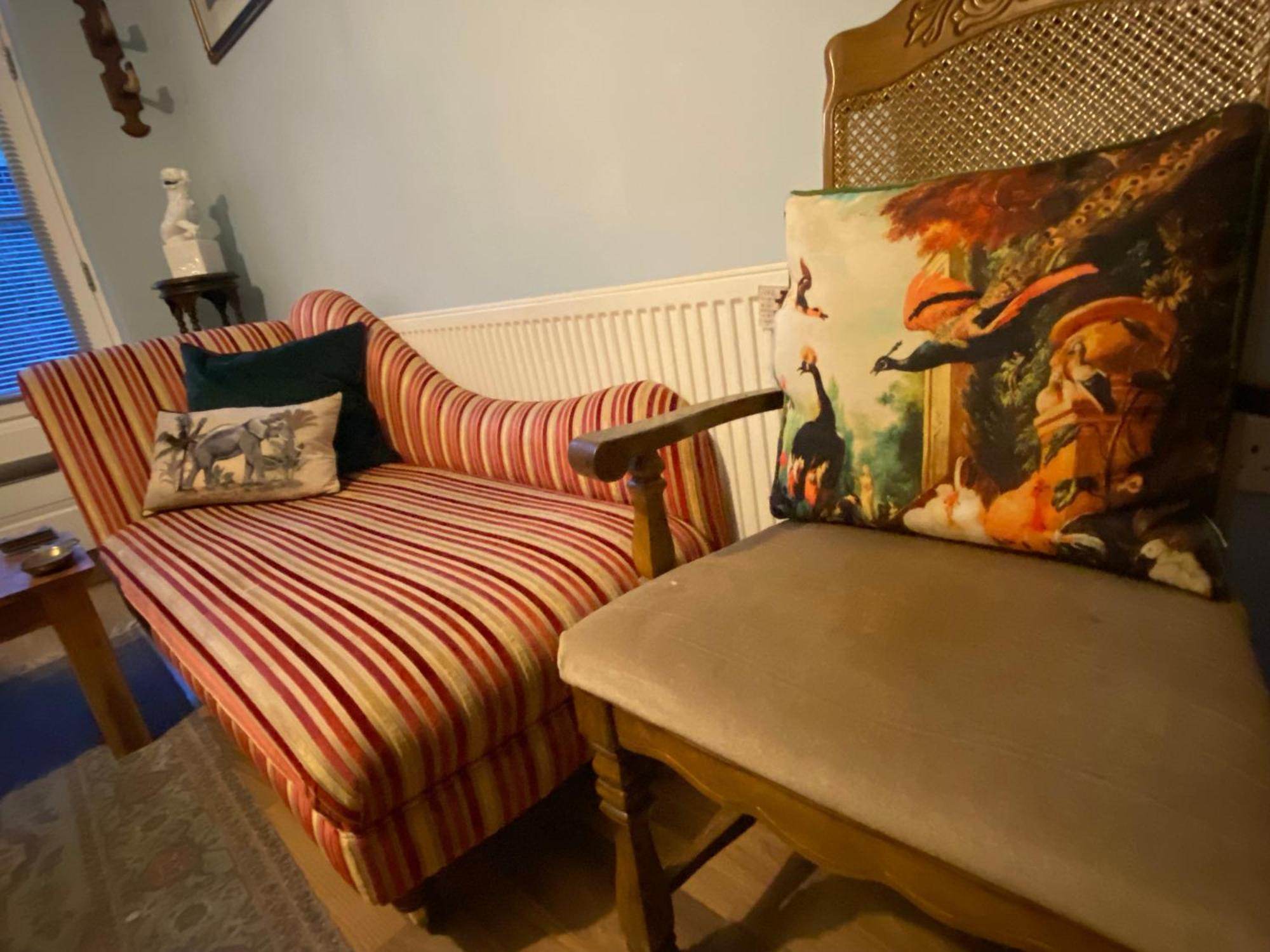 Quirky Town Centre Apartment With River Terrace Маклсфілд Екстер'єр фото